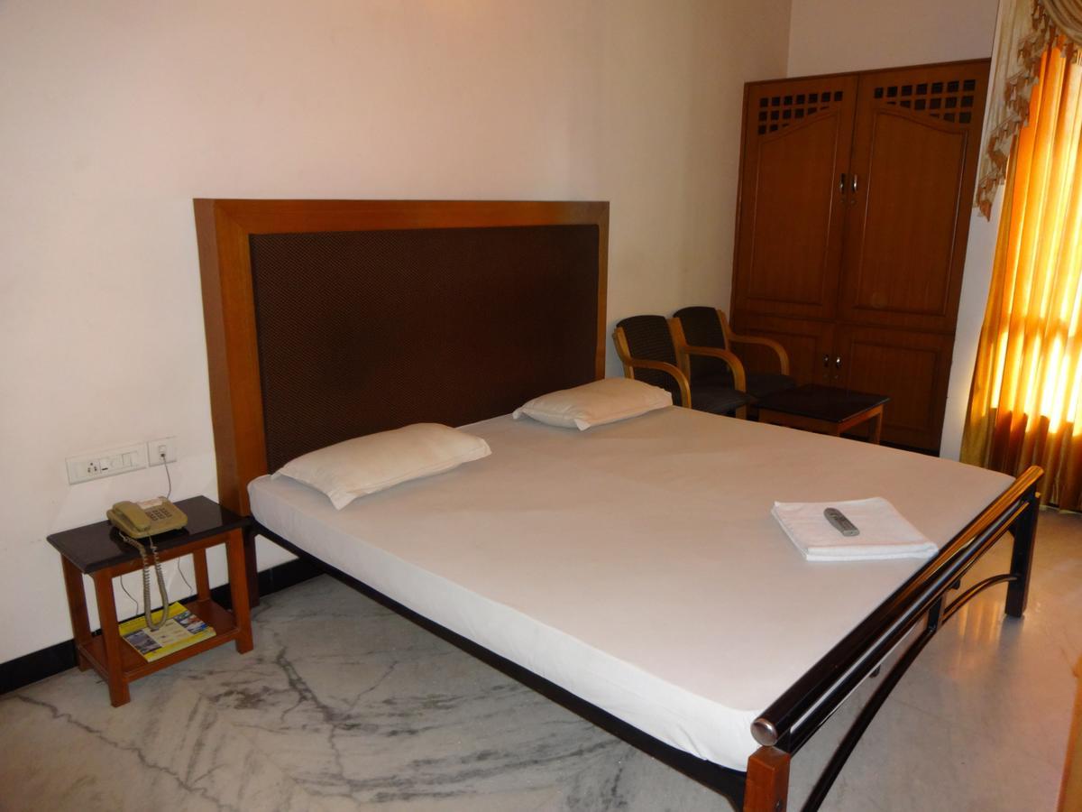 Hotel Grand Palace Coimbatore Eksteriør billede