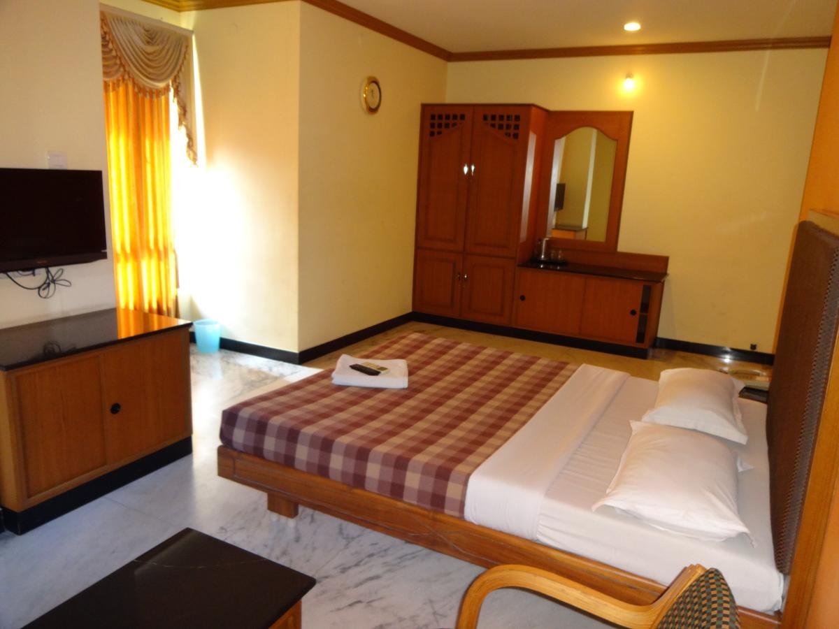 Hotel Grand Palace Coimbatore Eksteriør billede