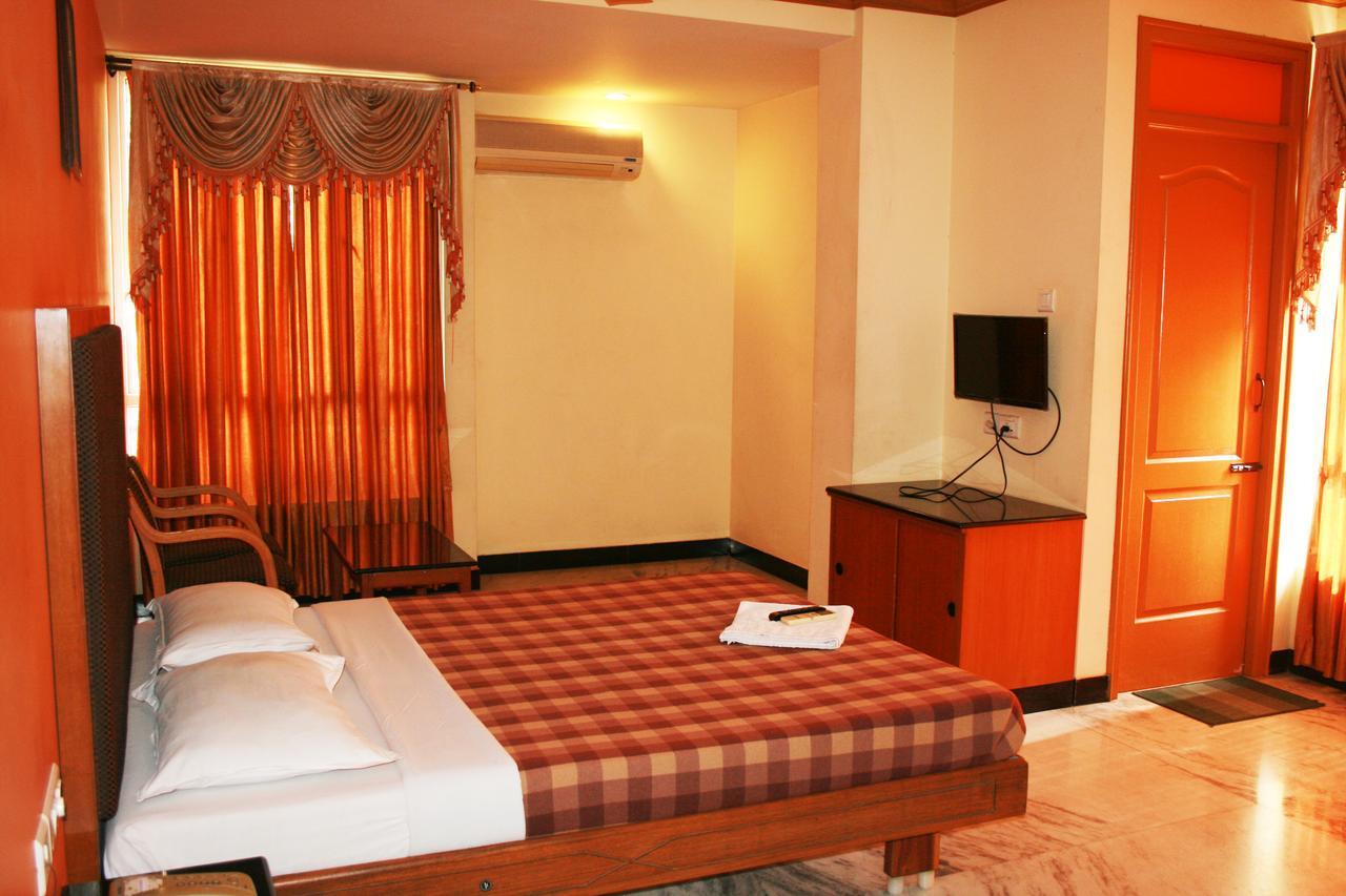Hotel Grand Palace Coimbatore Eksteriør billede